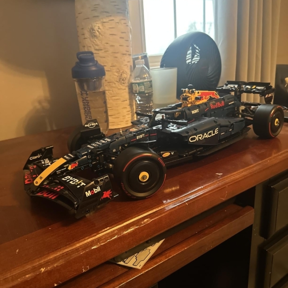 Lego Technic Racing Car - Blue, Red, Yellow - Picture 2 of 16